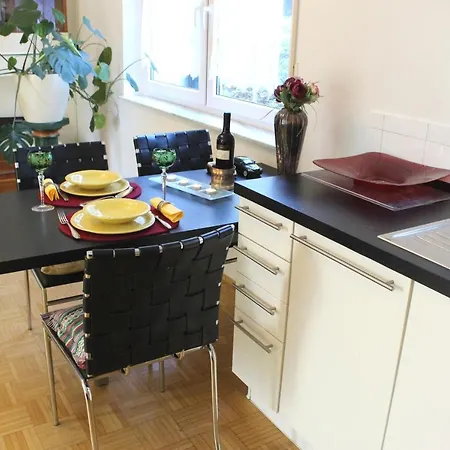 Ferienwohnung Am Yachtclub Musikerviertel 200 M Zum Bodensee Apartment Konstanz